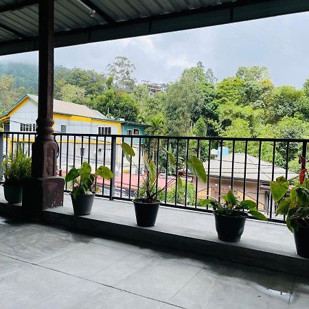 Jade Green Rest Inn Ела Екстериор снимка